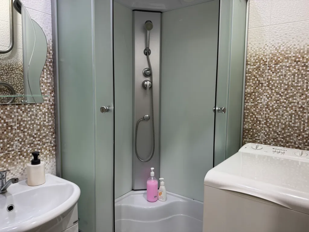 Двухкомнатная квартира в Йошкар-Оле в тихом районе с большой парковкой