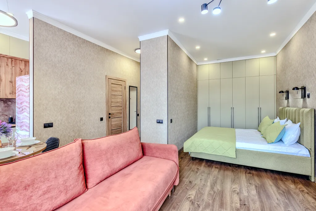 1-комнатная возле набережной в старом центре Астаны