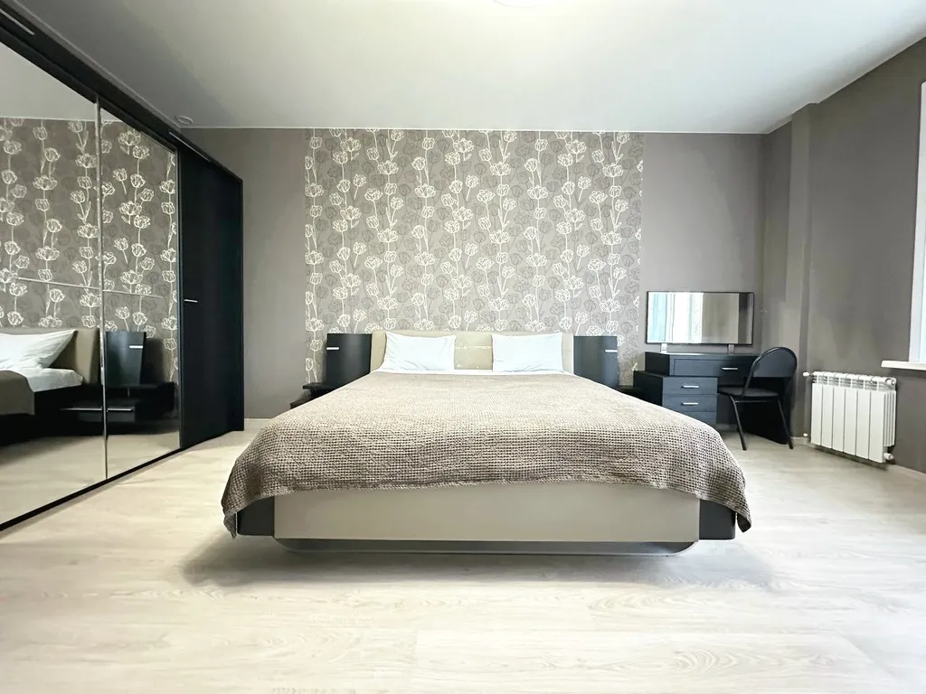 3-комнатная квартира в центре рядом с набережной