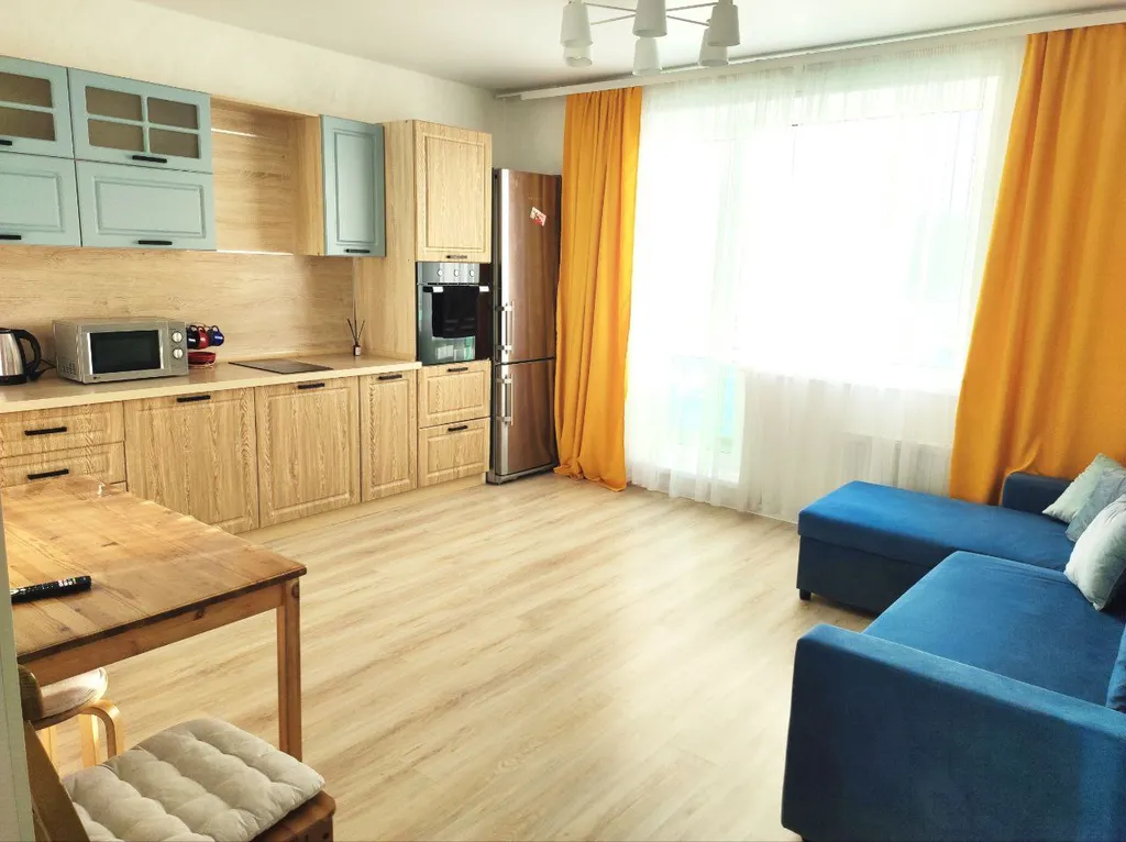 Уютная солнечная студия + спальня в 5 минутах пешком до Термы Вода