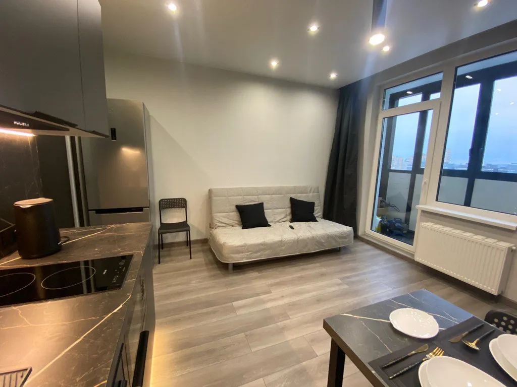 Дизайнерская уютная студия