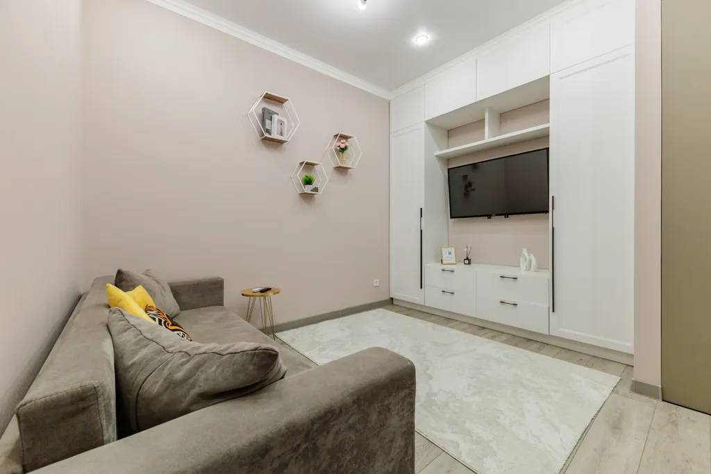 2-комнатная квартира в центре левого берега