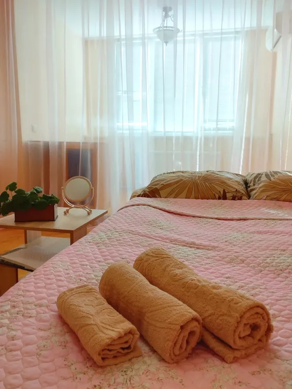 Уютная и чистая квартира в центре города — аренда посуточно в Майкоп