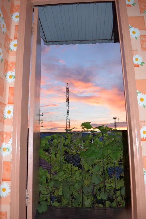 Семейный номер у Чеховской набережной