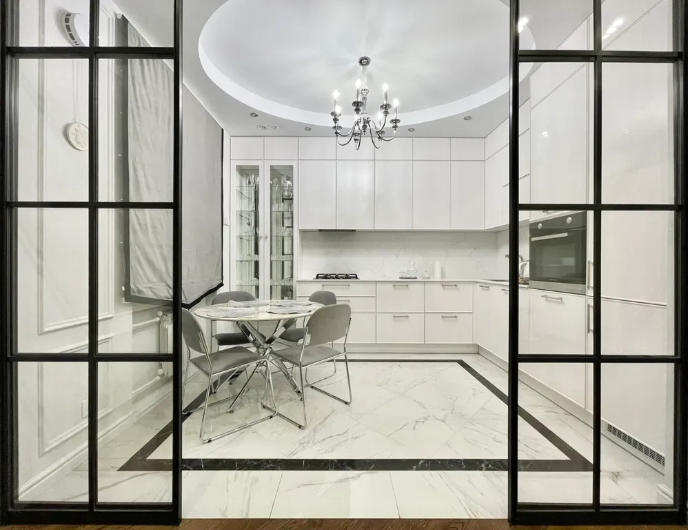 Роскошные 4-комнатные апартаменты в центре города