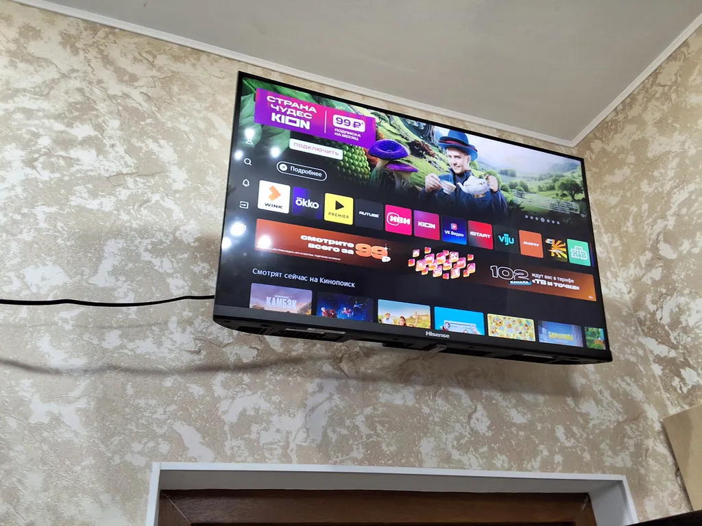 Студия с приятной синей подсветкой