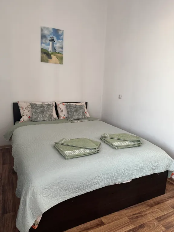 Просторная квартира рядом с микрохирургией глаза — аренда посуточно в Иркутск