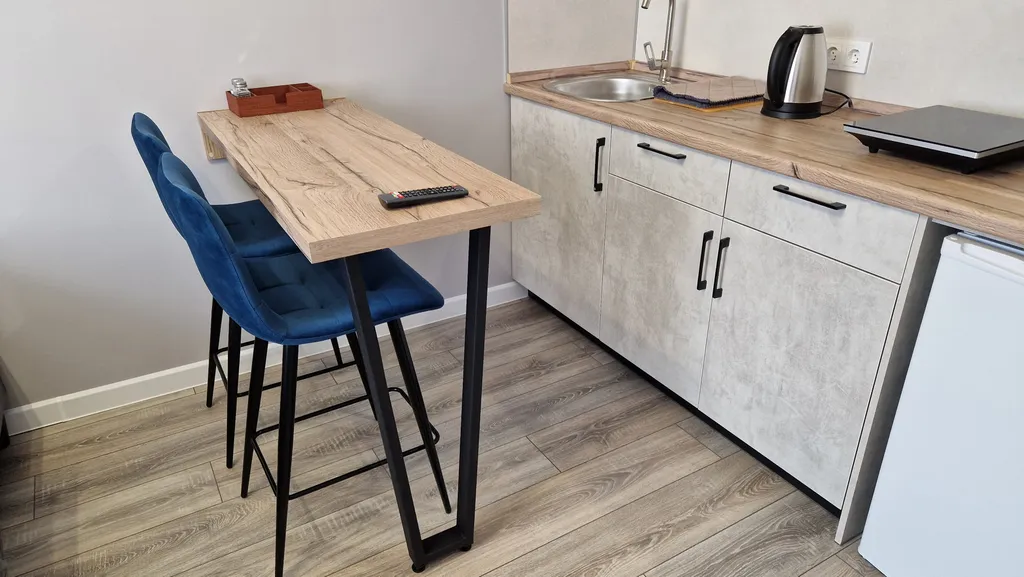 Новая студия в центре возле Морского вокзала и Корабельной набережной