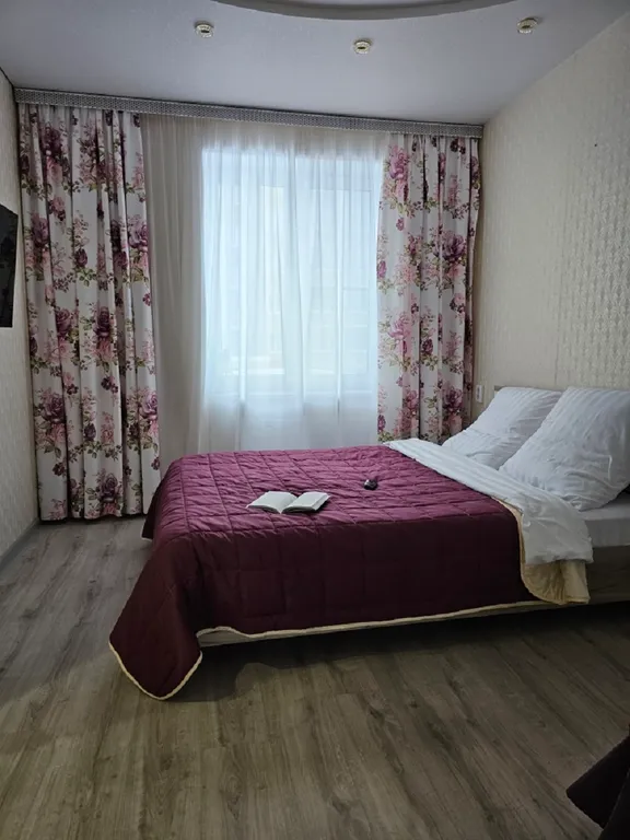 Уютная однокомнатная квартира — аренда посуточно в Киров