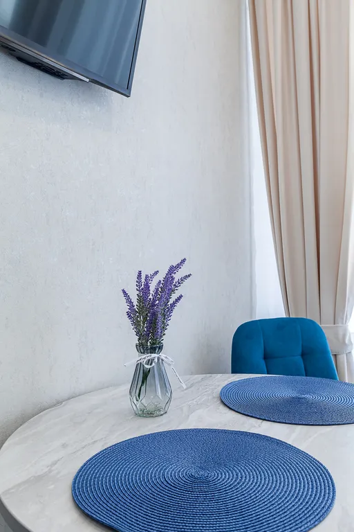 Студия с видом на озеро Кабан