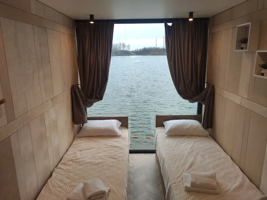 Коттедж Номер с видом на озеро — аренда посуточно в Гурьевск