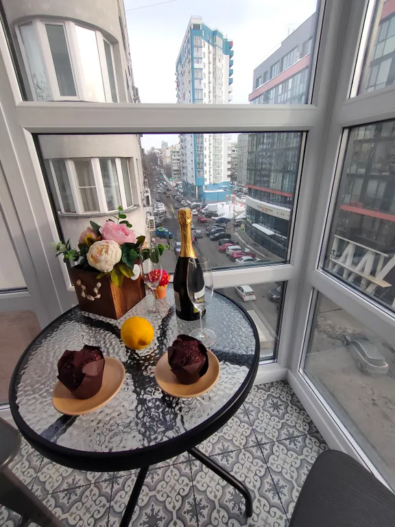 Светлая студия