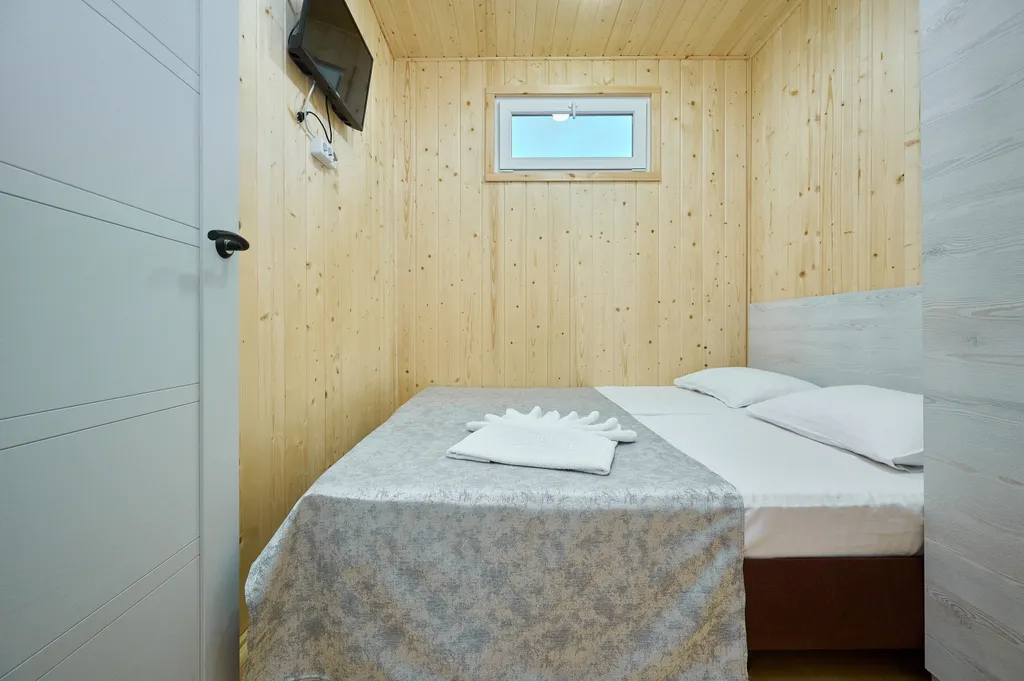 Домик-шале с размещением до 5 гостей