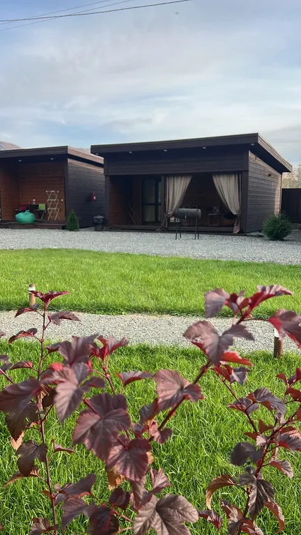 Дом благоустроенный с видом на гору