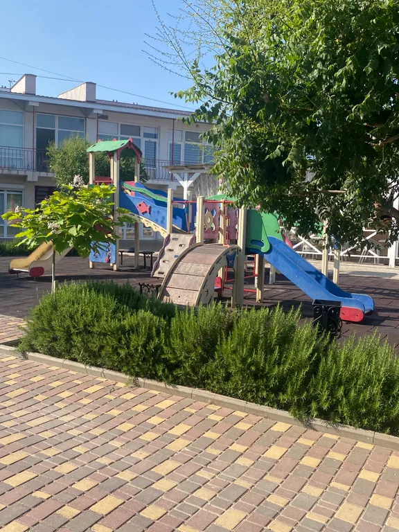 Коттедж улучшенный с зоной барбекю