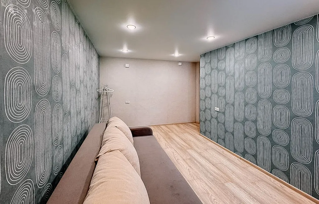 Свежая трешка с раздельными комнатами в тихом районе города