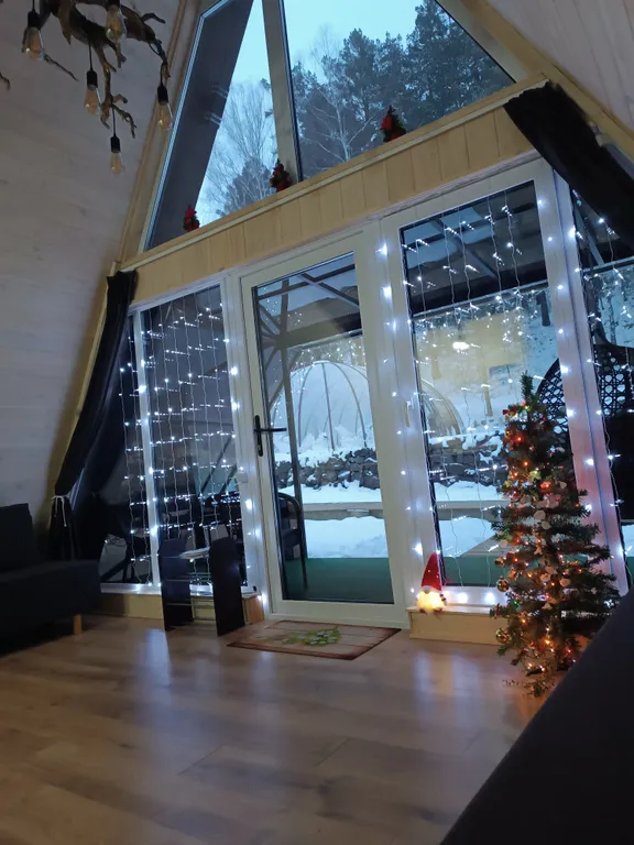 Домик в горах Лазурь Алтая