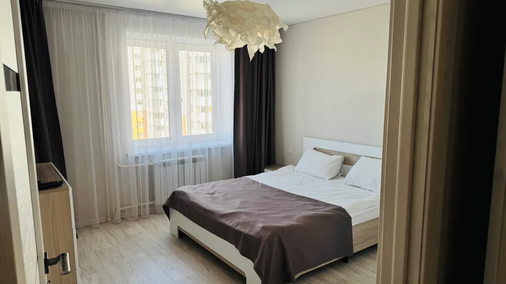 Уютная двухкомнатная квартира в тихом районе города — аренда посуточно в Стерлитамак