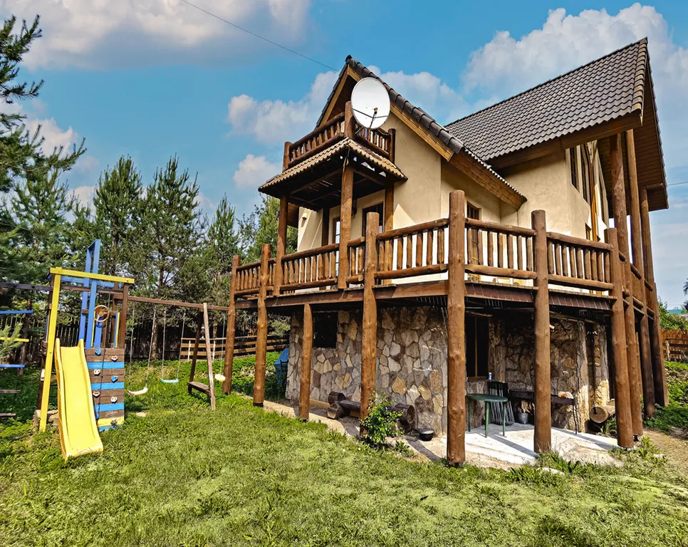 Дом с тёплым бассейном и камином Рощино Солнечный