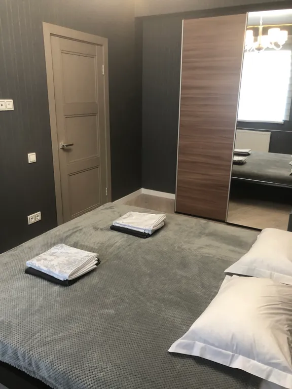 Квартира 3-комнатная Квартира — Малый Маяк