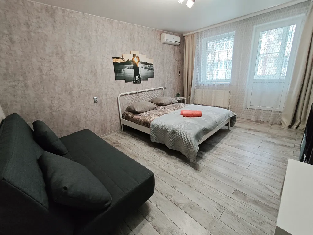 Дизайнерская квартира в стиле лофт для 4 гостей