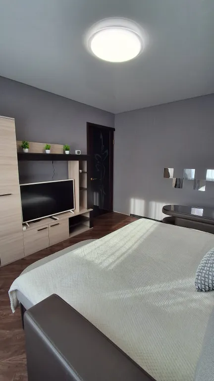 УЮТНАЯ 1-КОМНАТНАЯ КВАРТИРА , С СОВРЕМЕННЫМ РЕМОНТОМ