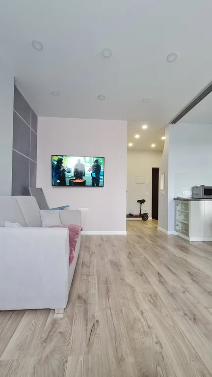 Квартира студия с видом на Озеро тихое и леса