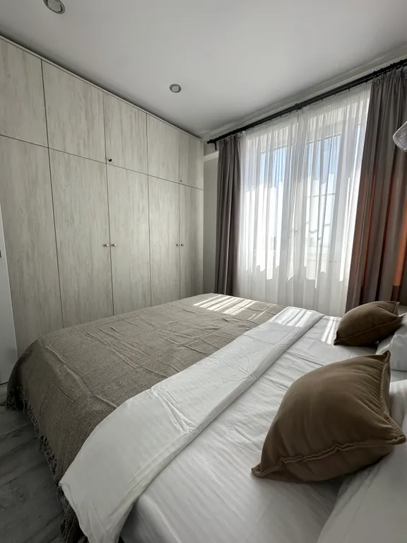 Квартира Просторная светлая квартира — Сириус