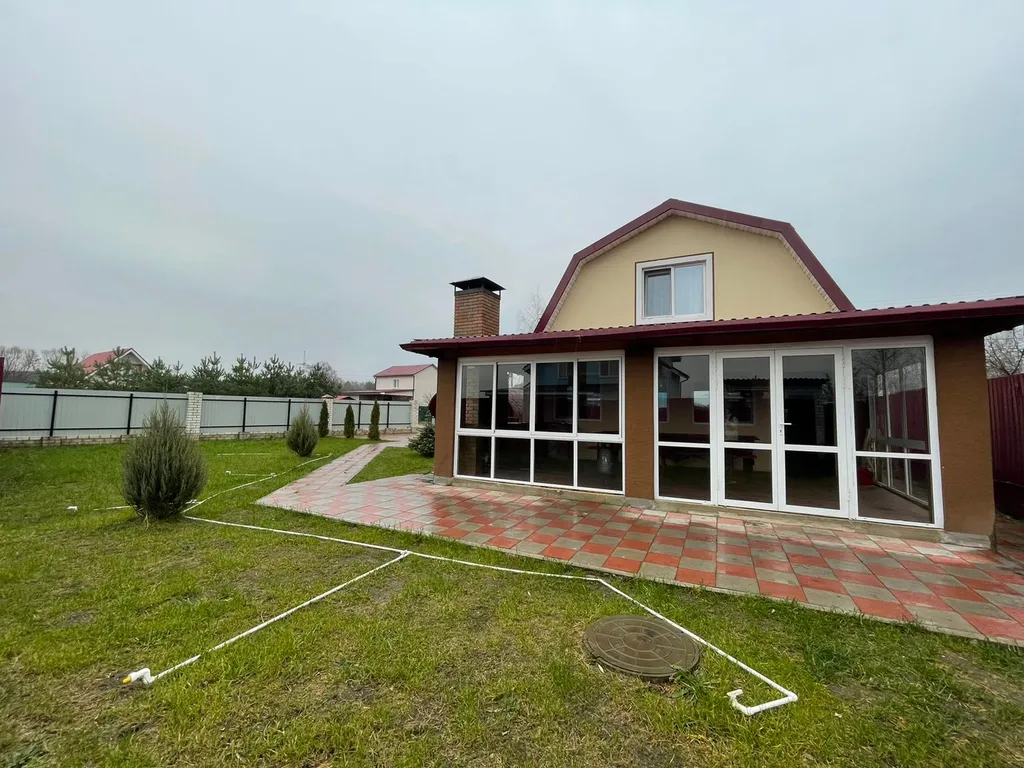 Коттедж на берегу озера