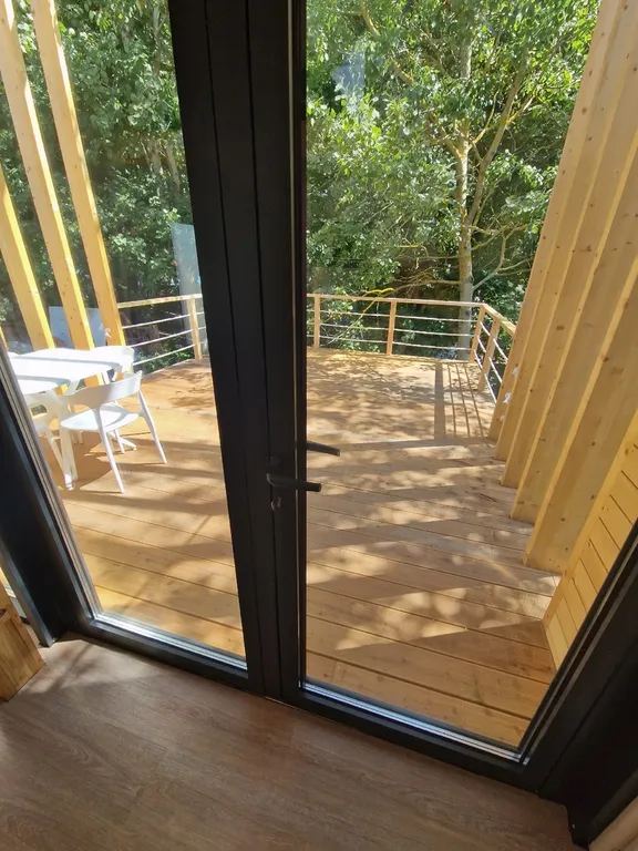 Двухуровневый коттедж Тенерифе с террасой