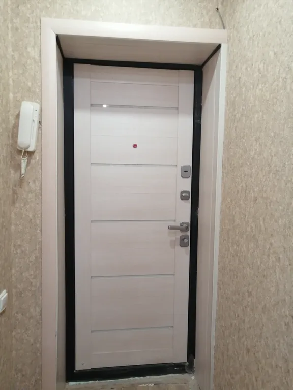 Квартира Квартира с видом на площадь — Тихвин