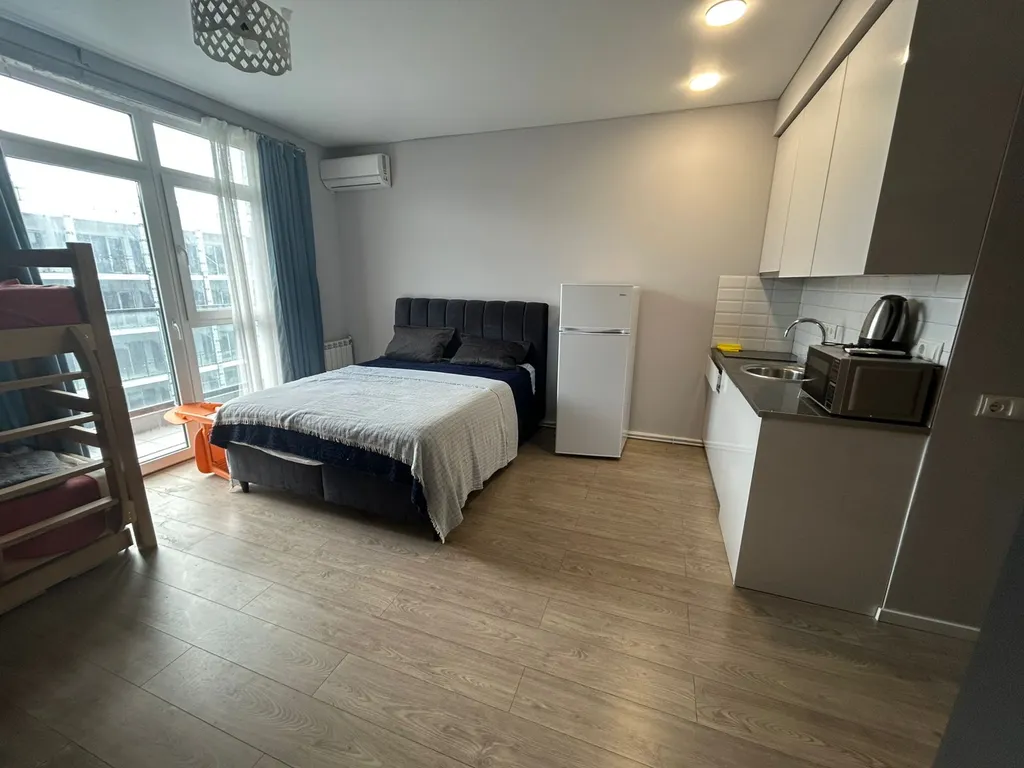 Whait Sails Apartments у бассейна для большой семьи