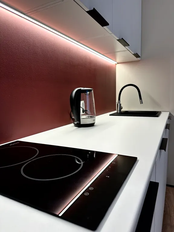 Квартира-студия с панорамным видом в окружении парков