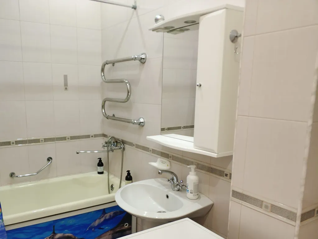 Удобная квартира с высоким потолком