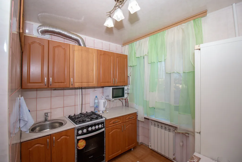 Просторная трёшка на Победе в центре