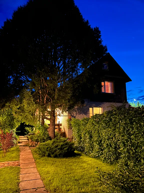 Двухэтажный дуплекс с камином и русской баней