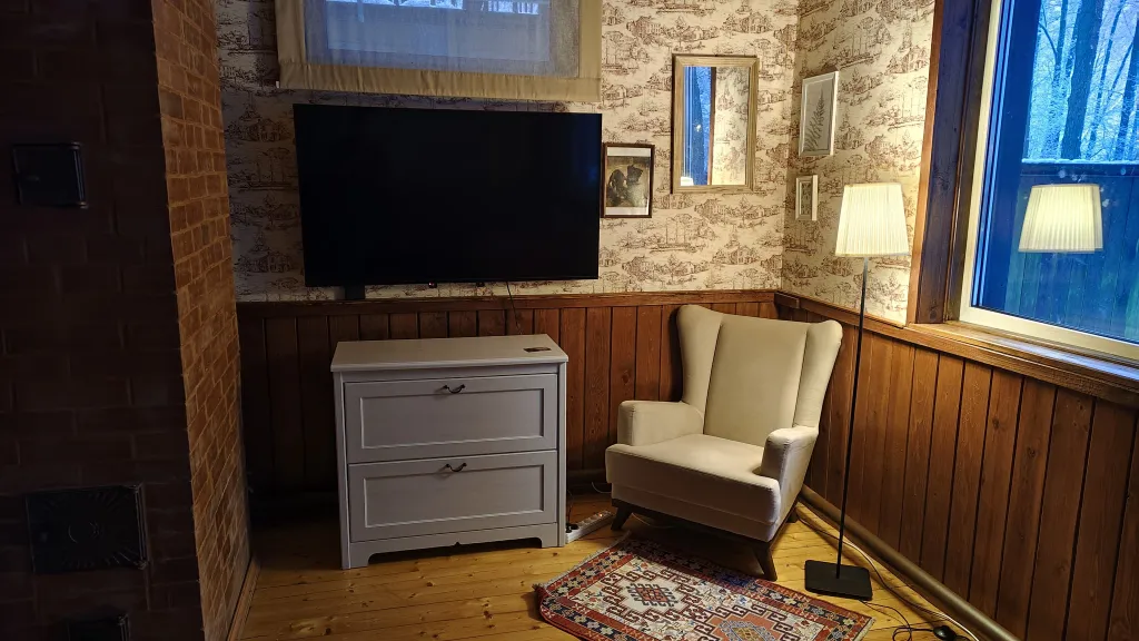 Загородный дом в соснах недалеко от Москвы