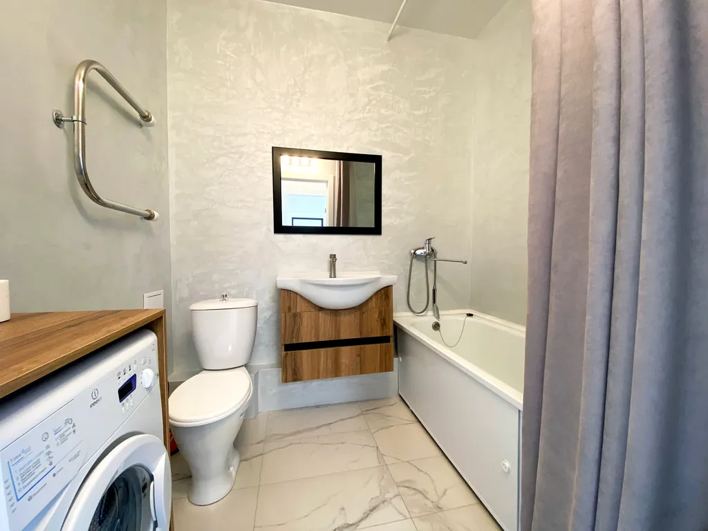 1-комнатная квартира около Города еды