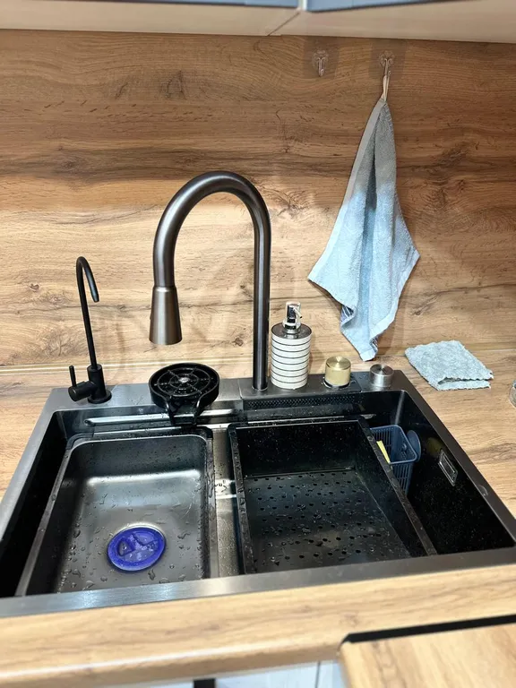 Квартира с дизайнерским ремонтом около ЖД Минеральные Воды