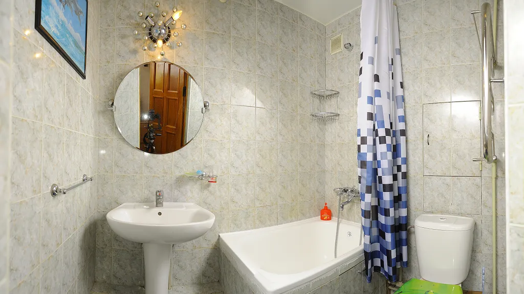 Квартира 2-комнатная Квартира — Омск