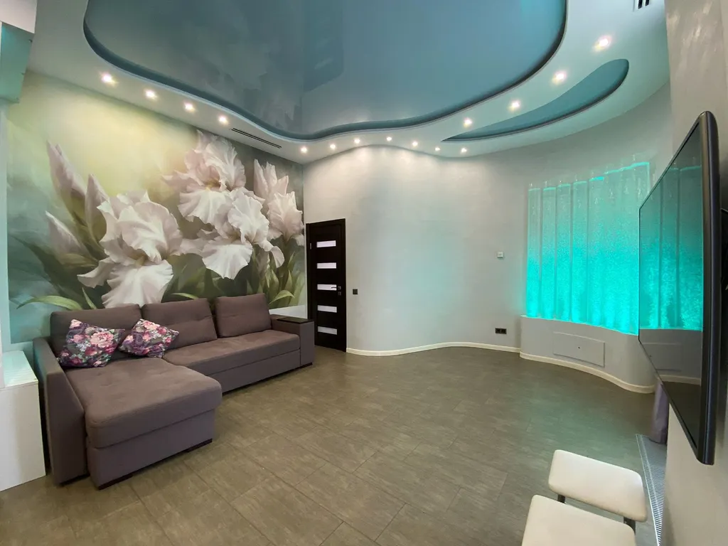 Квартира Просторная евродвушка на берегу моря Первая линия Набережной Ялты — аренда посуточно в Ялта