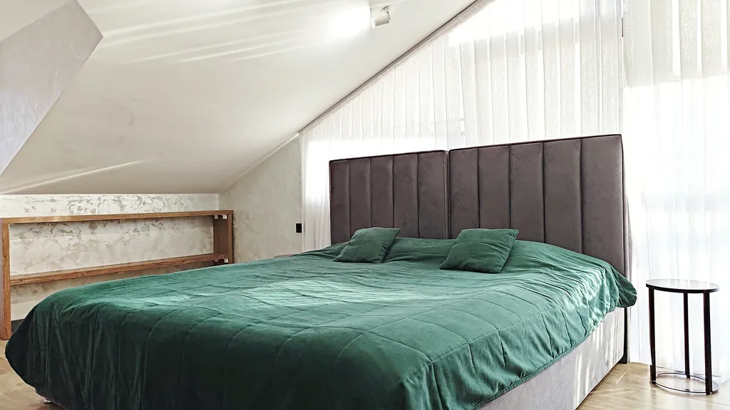 Уютная студия, два балкона, ванна, вид на горы, центр, все для отдыха