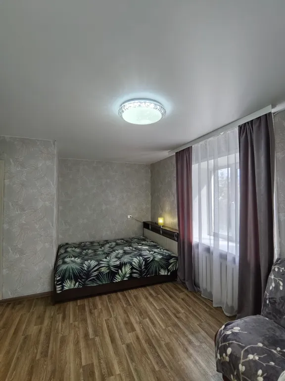 Квартира Апартаменты в центре города с отдельной кухней и балконом — аренда посуточно в Братск