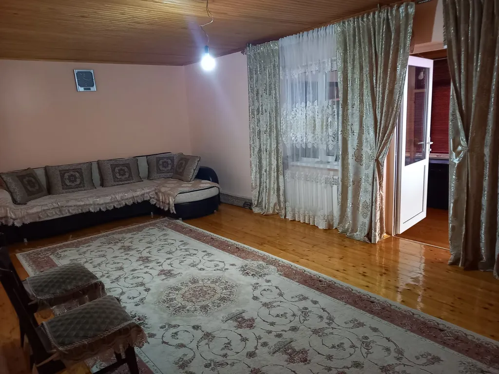 Уютный дом с видом на горы, место шикарное вам понравится