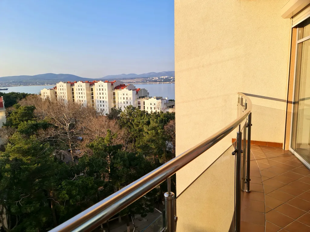 Квартира на первой береговой линии с видом на море