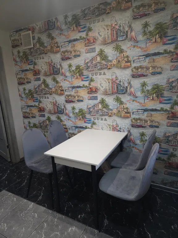 Просторная двухкомнатная квартира в уютном районе города