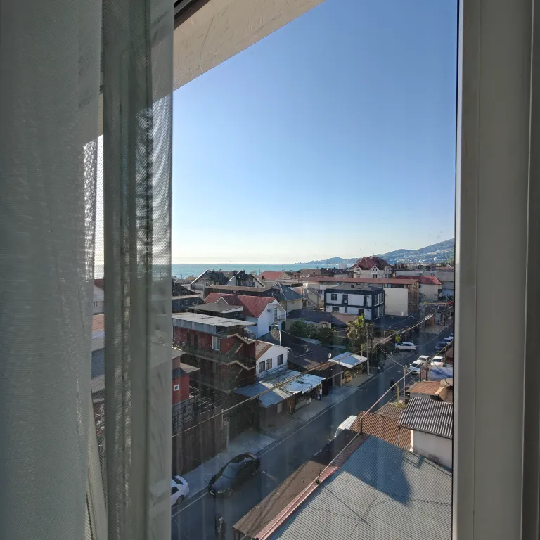 Квартира с отдельной спальней в центре курортного городка