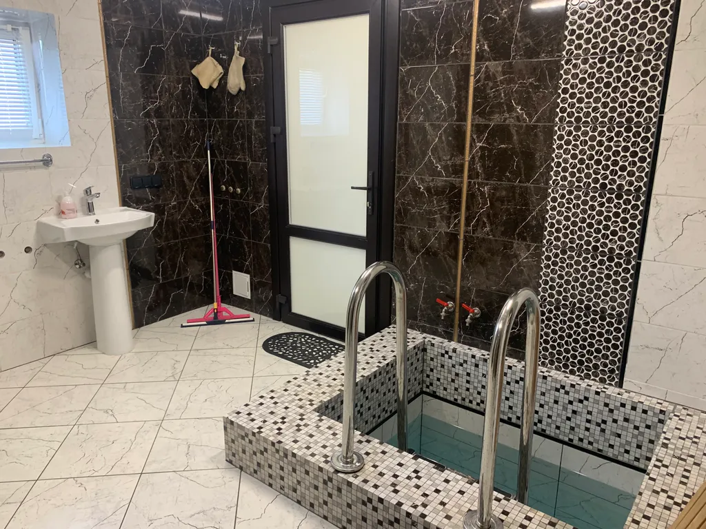 Красивый гостевой дом с баней на дровах возле Минского Моря