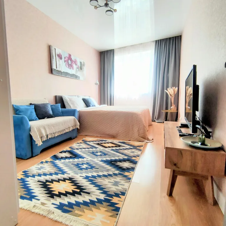 Ждем гостей в солнечную, просторную 1 комнатную квартиру