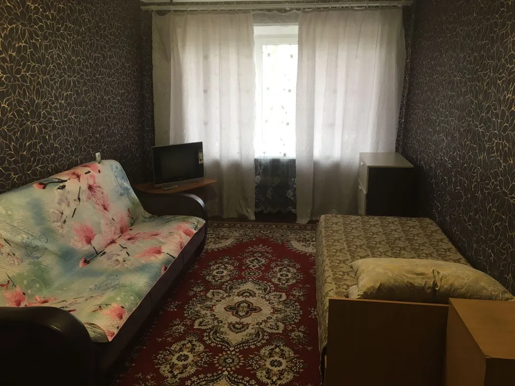 Квартира со свежим ремонтом около субра